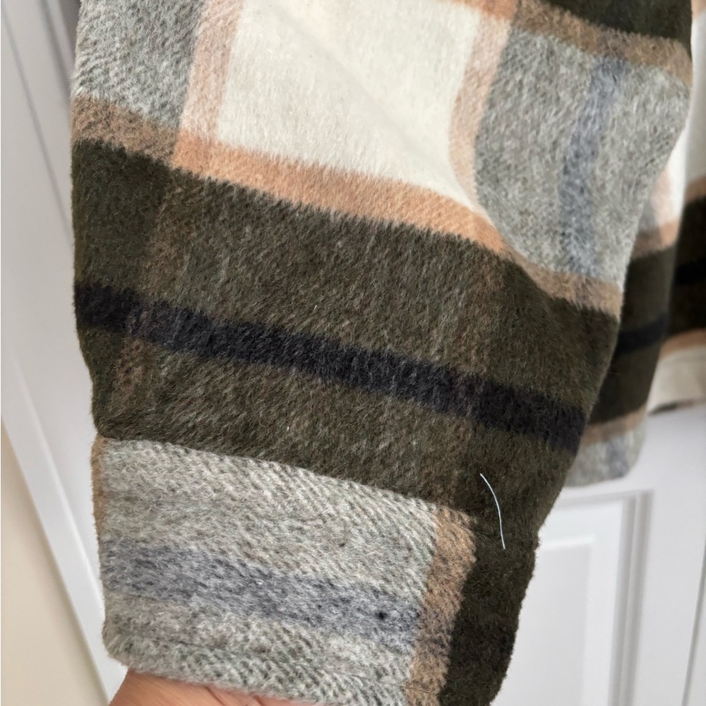 Wool-Blend Plaid Shacket with Button Front NWT - image 7